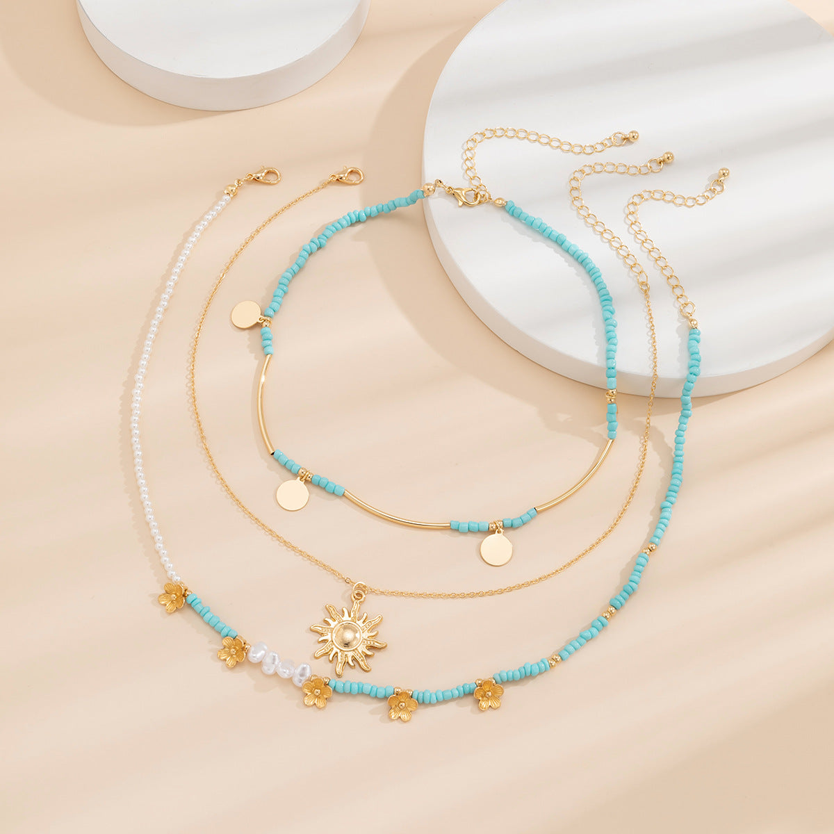 All-match Rice Bead Sequins Tassel Sunflower Pendant Retro Clavicle Necklace European and American Hip Hop Imitation Pearl Niche Necklace
